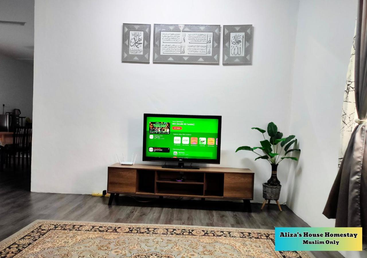 Aliza'S House Homestay Pd Mini Bungalow Port Dickson Eksteriør bilde